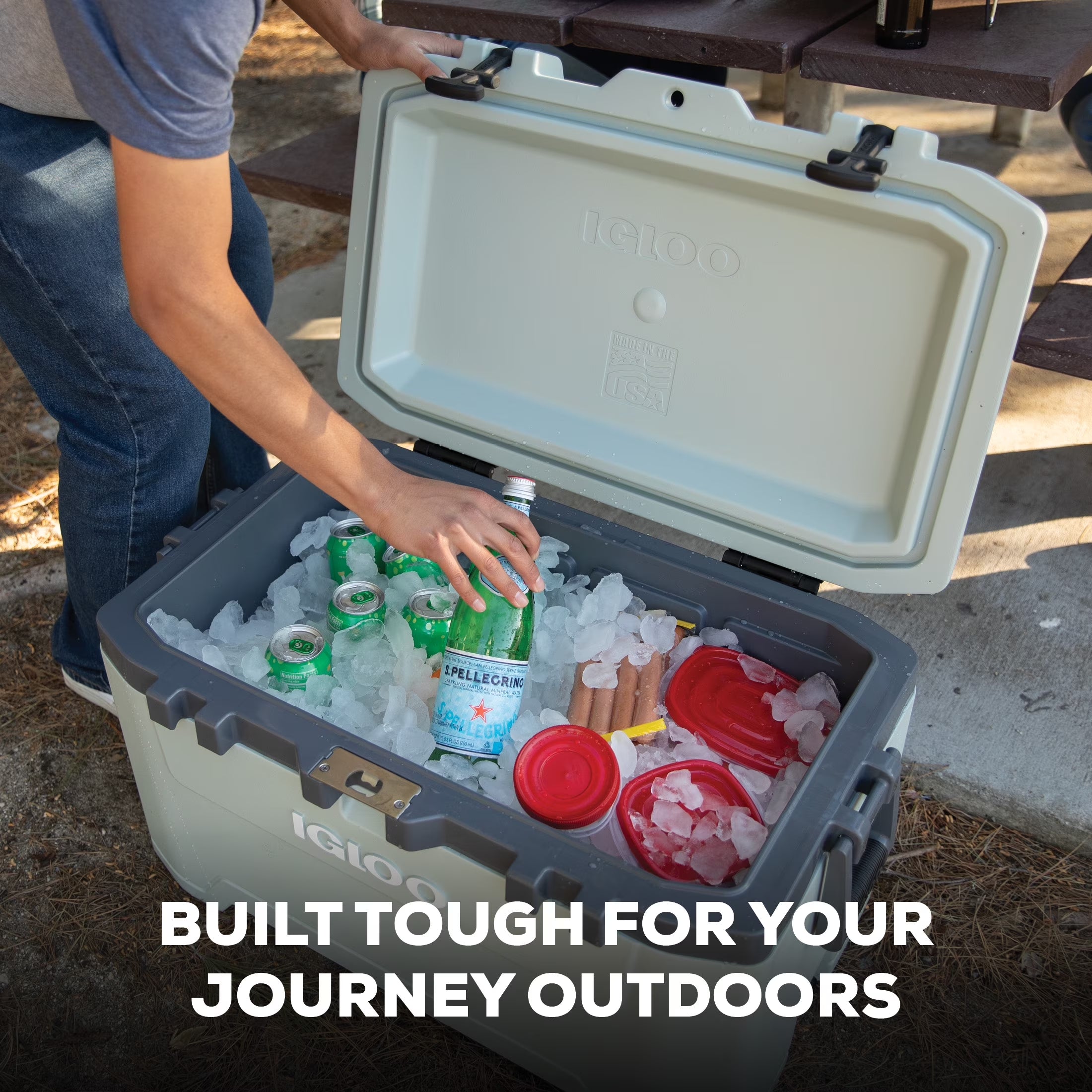 72 QT Overland Ice Chest Cooler, Green